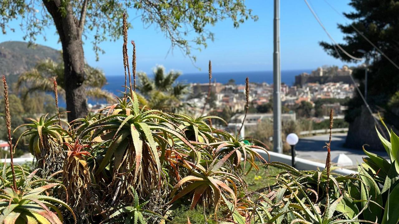Villa La Milanina Lipari Kültér fotó